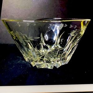 Vintage Etch Beautiful Crystal 9 3/4 by 5 1/4 Bowl
